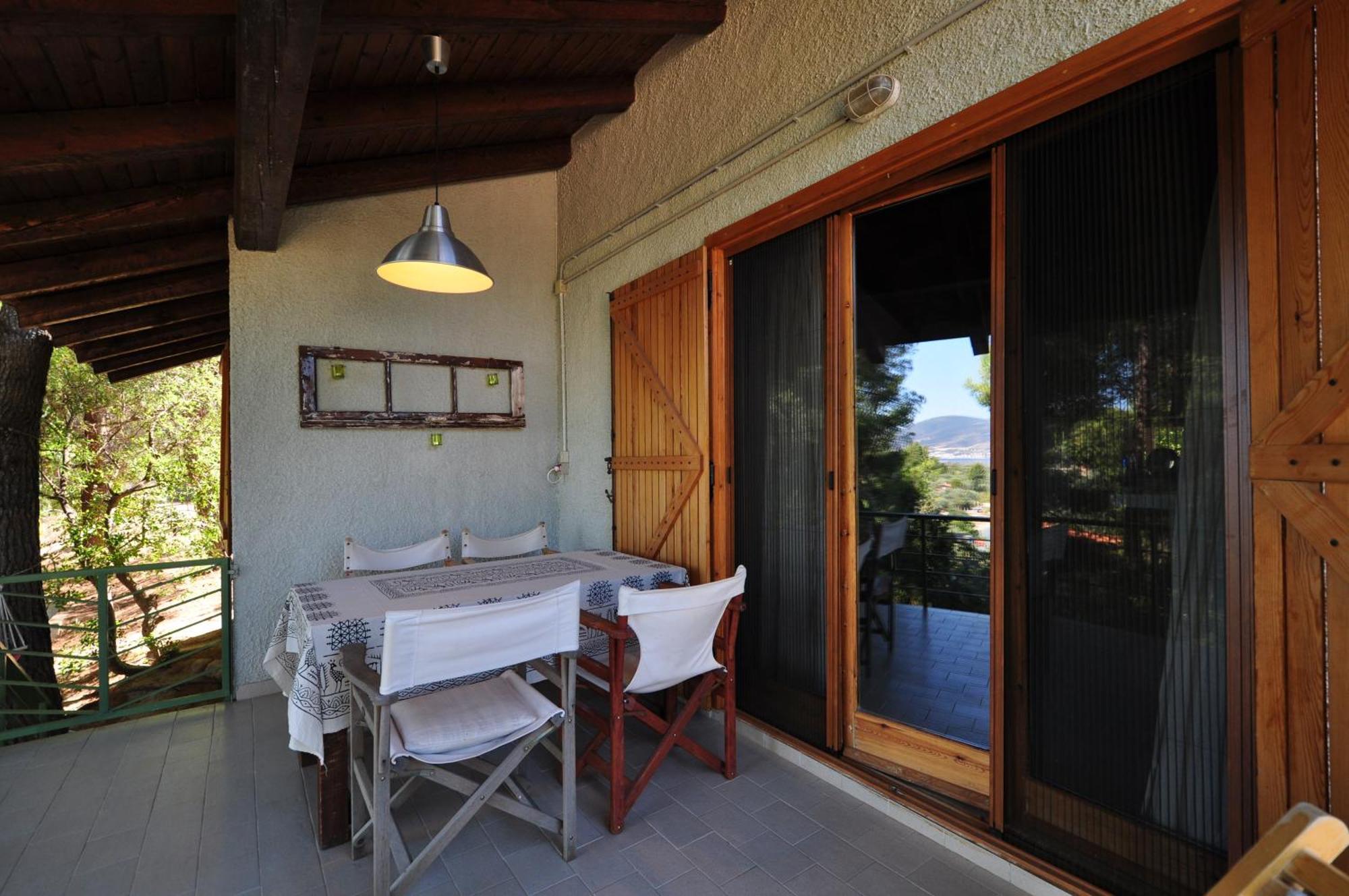139 Steps From The Sea Villa Gialtra Bagian luar foto