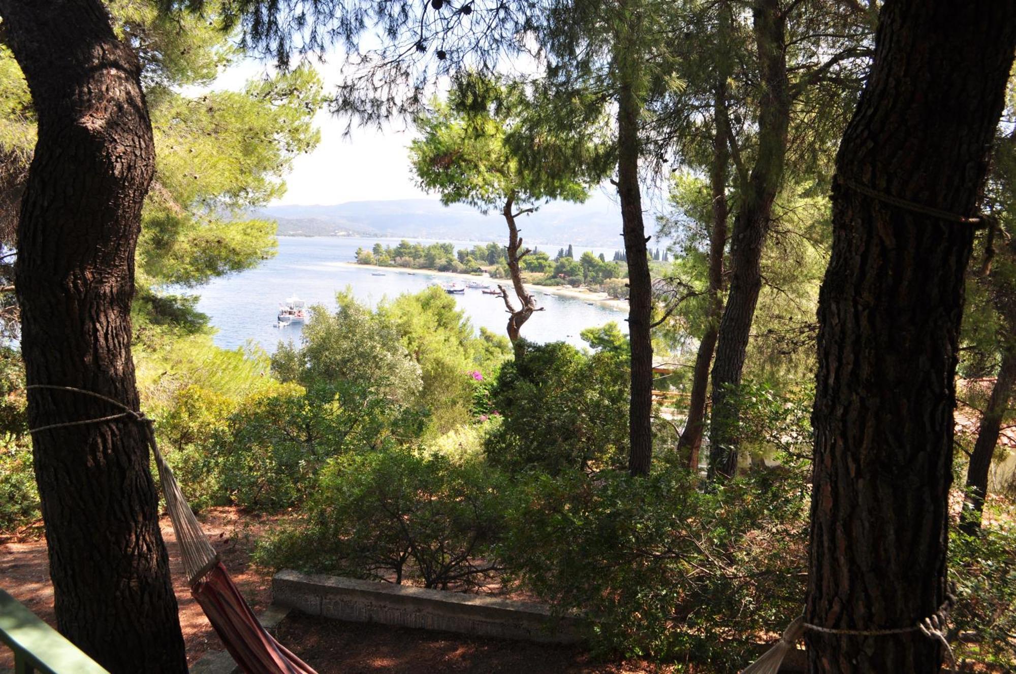 139 Steps From The Sea Villa Gialtra Bagian luar foto